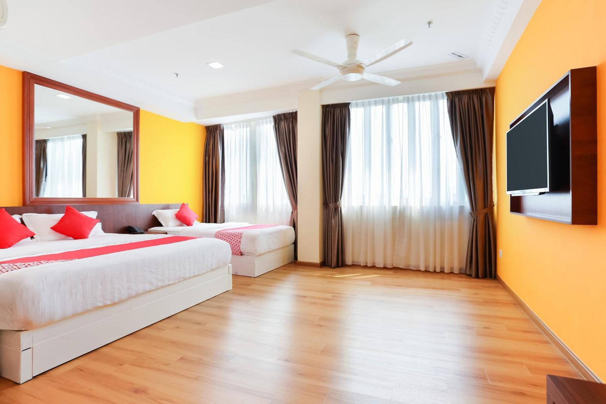 Collection O Hotel Super Cowboy Malacca Exteriér fotografie