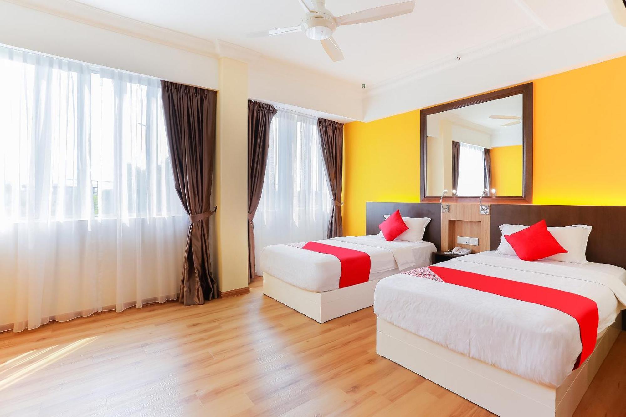 Collection O Hotel Super Cowboy Malacca Exteriér fotografie