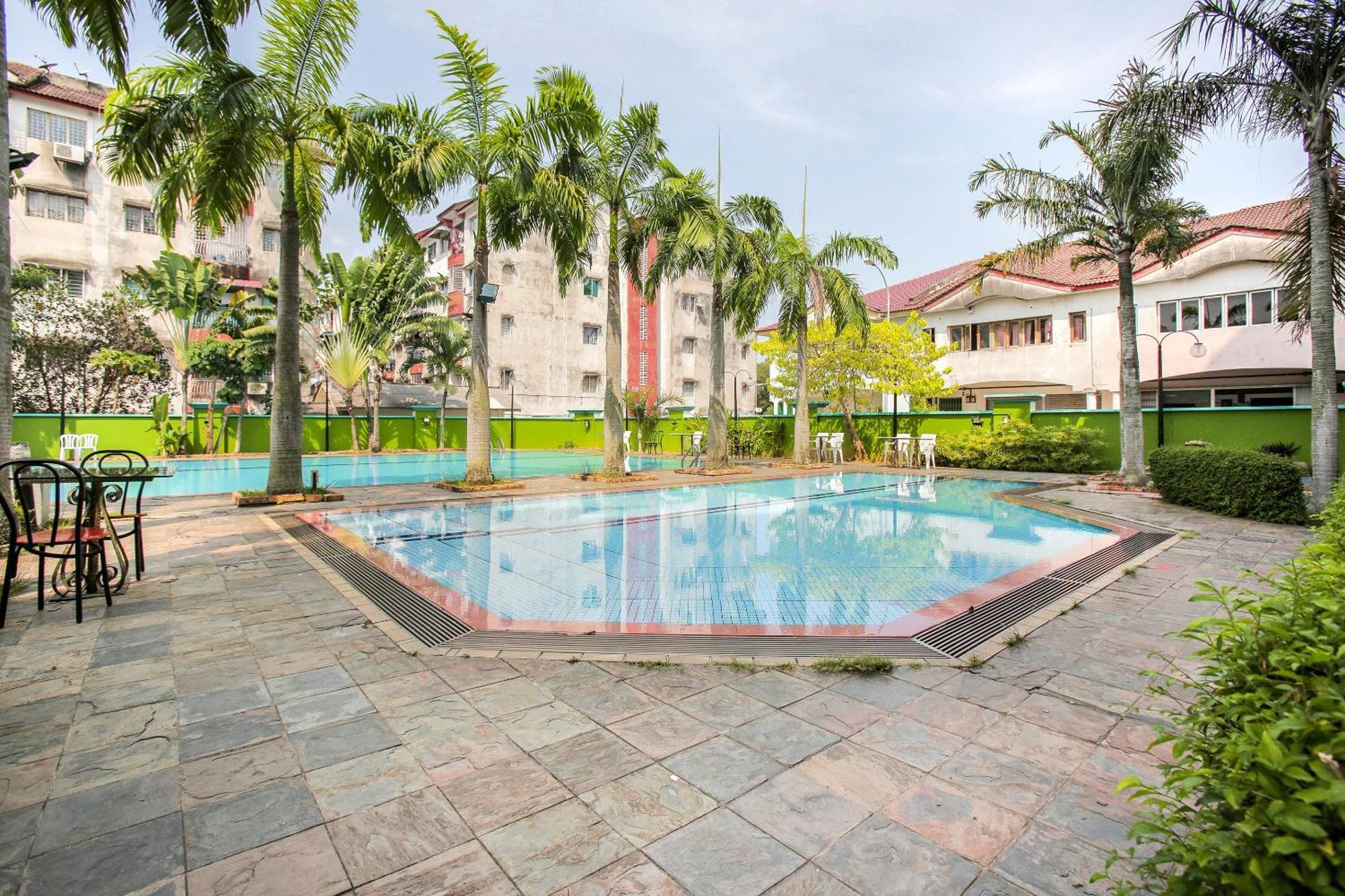 Collection O Hotel Super Cowboy Malacca Exteriér fotografie