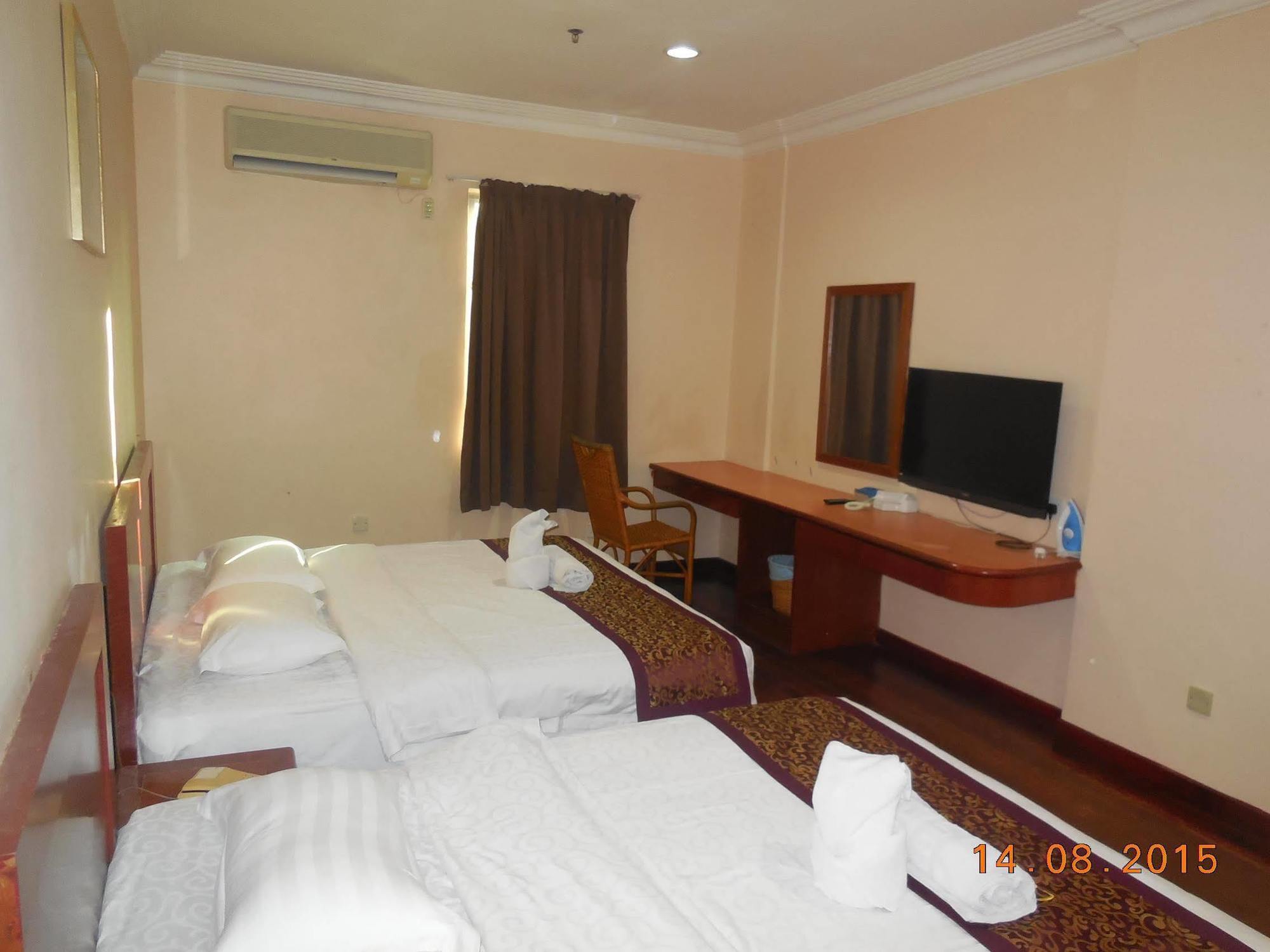 Collection O Hotel Super Cowboy Malacca Exteriér fotografie